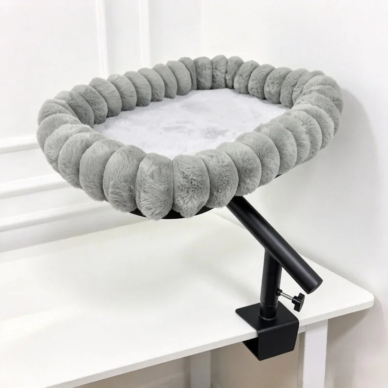 Hamac pour Chat de Bureau à Bras Pivotant 360°, Bord Boudiné en Peluche Grise, 45 x 35 cm, vue 5