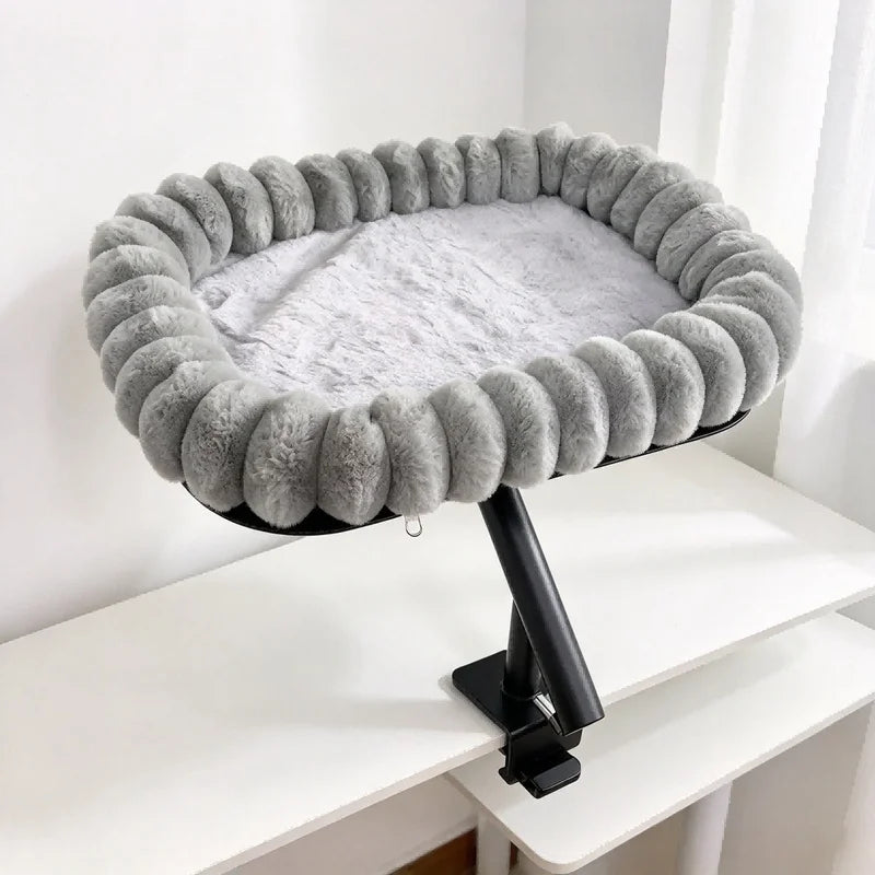 Hamac pour Chat de Bureau à Bras Pivotant 360°, Bord Boudiné en Peluche Grise, 45 x 35 cm, vue 4
