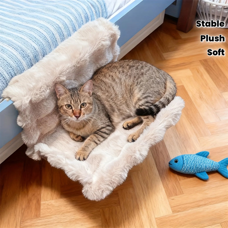 Hamac pour Chat en Peluche à Accrocher au Lit ou au Canapé, 45 x 30 cm