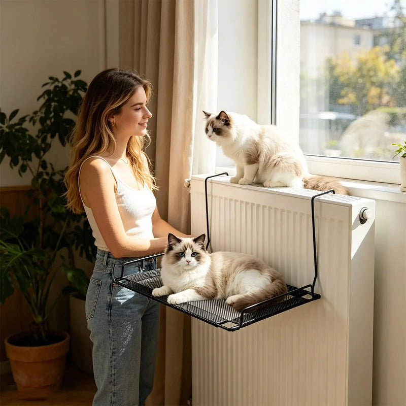 Hamac pour Chat à Crochets pour Radiateur ou Rebord, Cadre en Métal Noir et Maille, 45 x 24,5 cm, vue 3